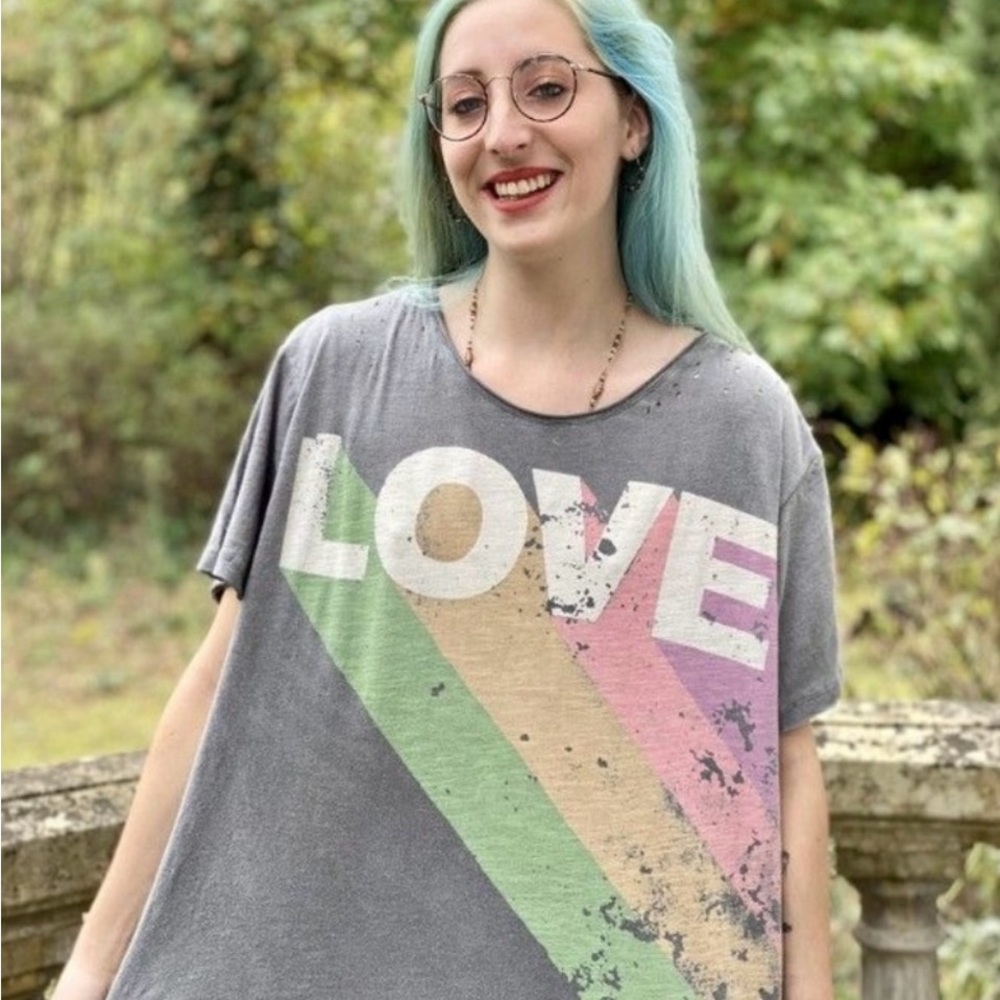 💘MAGNOLIA PEARL💘Technicolor🍭Love Tee - Picture 5 of 10